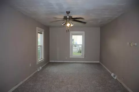 208 5th St, Jackson, MN 56143 photo 4