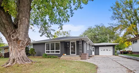 218 14th St NE, Owatonna, MN 55060