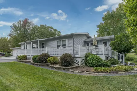 417 W Broadway Ave, Saint Peter, MN 56082