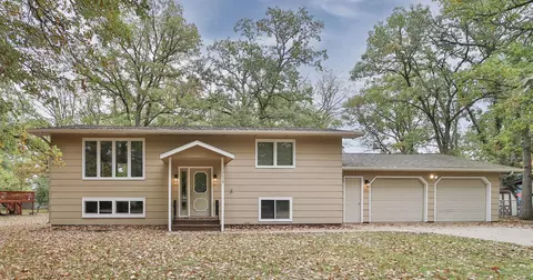 1115 11th St SW, Little Falls, MN 56345