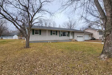 1614 11th Ave, Granite Falls, MN 56241