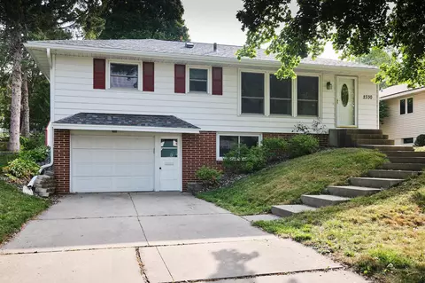 2330 12th Ave NW, Rochester, MN 55901