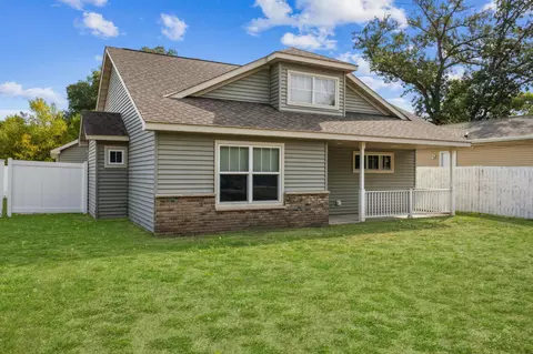 1830 Clearwater Rd, Saint Cloud, MN 56301
