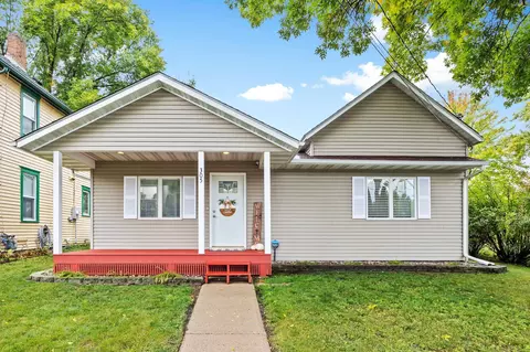305 Adams Ave S, Cologne, MN 55322