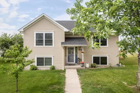1524 Abbygail Dr, Alexandria, MN 56308