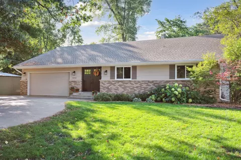 5713 Vernon Ave S, Edina, MN 55436