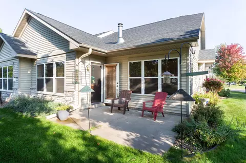 700 Leroy Ln # 4, River Falls, WI 54022