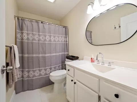 3889 Princeton Trl, Eagan, MN 55123 photo 15