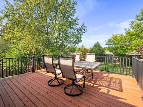 3889 Princeton Trl, Eagan, MN 55123 photo 25