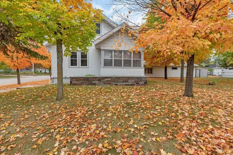 3202 3rd St N, Saint Cloud, MN 56303 photo 2