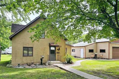 1108 N 3rd St, Montevideo, MN 56265