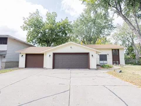 7215 Dallas Rd, Brooklyn Center, MN 55430