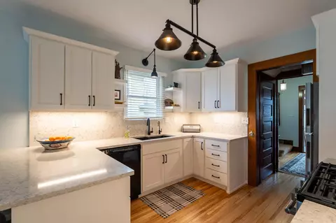 Kitchen - 820 Central Ave, Red Wing, MN 55066 photo 3 of 6