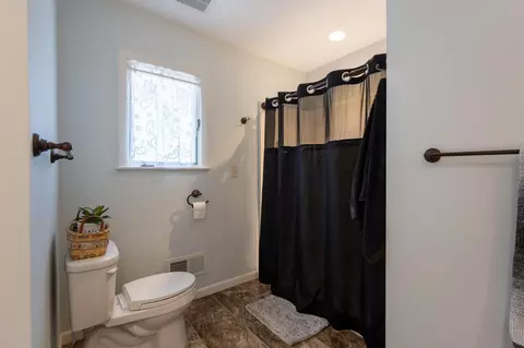 Bath - 820 Central Ave, Red Wing, MN 55066 photo 3 of 4