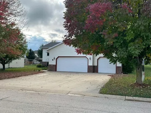 105 6th Ave NE, Elgin, MN 55932 photo 4