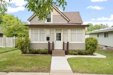 1099 Cook Ave E, Saint Paul, MN 55106