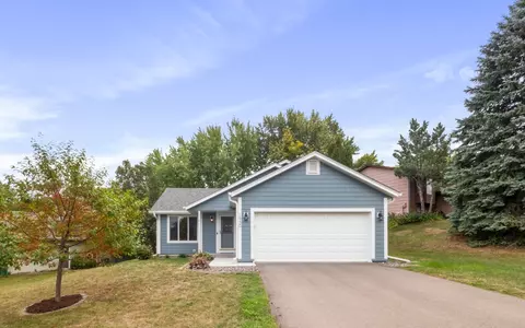 1930 Covington Ln, Eagan, MN 55122