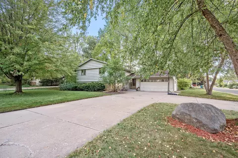 6070 Stinson Blvd, Fridley, MN 55432