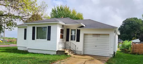 108 NE Oak St, Brownsdale, MN 55918