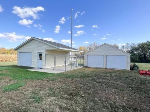 27634 200th St, Reading, MN 56165 photo 34