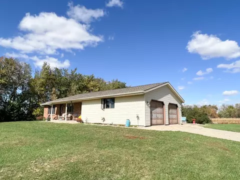 27634 200th St, Reading, MN 56165 photo 3