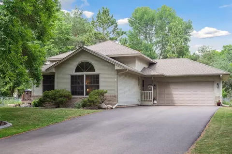9438 Parkside Ct, Champlin, MN 55316