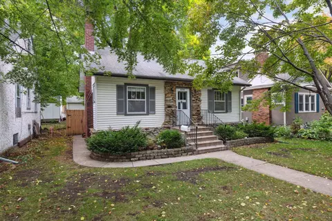 5216 Chowen Ave S, Minneapolis, MN 55410
