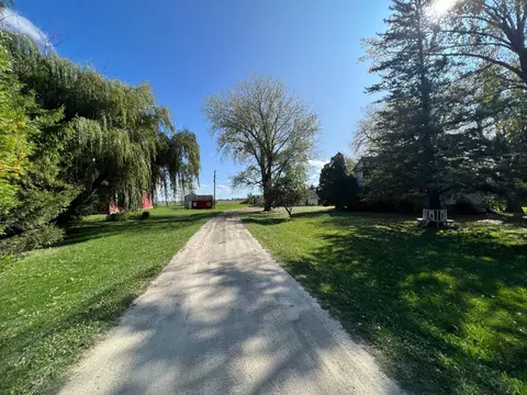 64882 200th Ave, Dodge Center, MN 55927