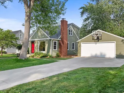 5825 Beard Ave S, Edina, MN 55410