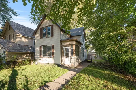 451 Charles Ave, Saint Paul, MN 55103