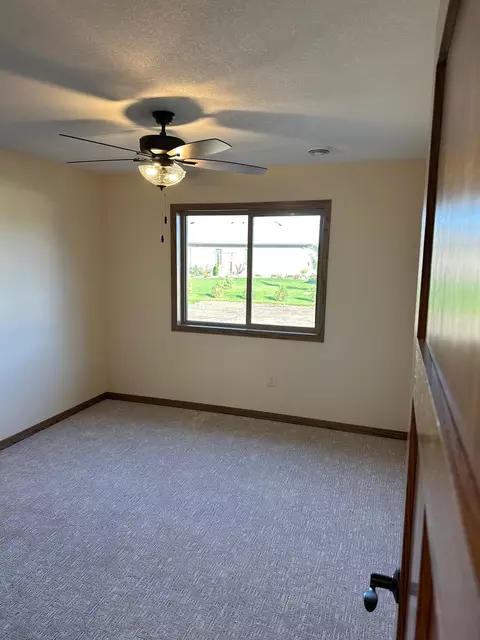 1678 Hurst Castle Rd, Saint Cloud, MN 56303 photo 6