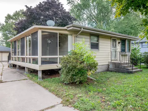 204 Liberty St NE, Fridley, MN 55432