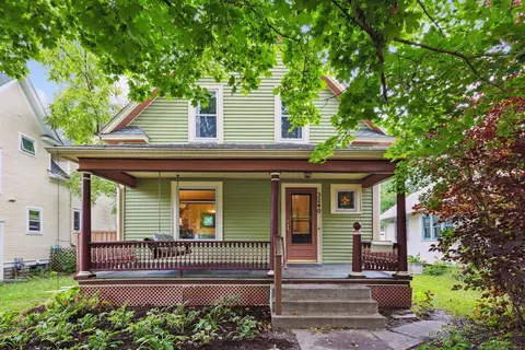 3240 31st Ave S, Minneapolis, MN 55406