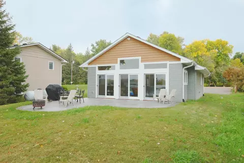 10753 Grover Ave SW, Howard Lake, MN 55349