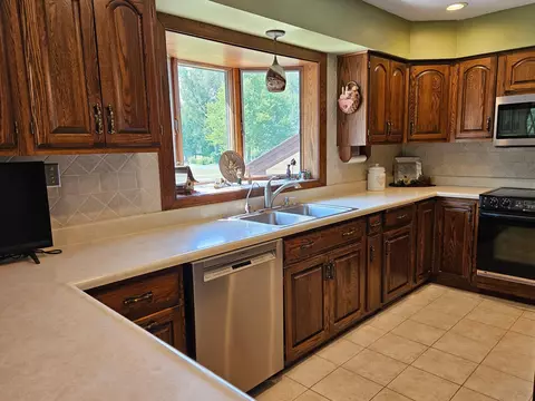 19565 Patrick Pl, Corcoran, MN 55340 photo 6