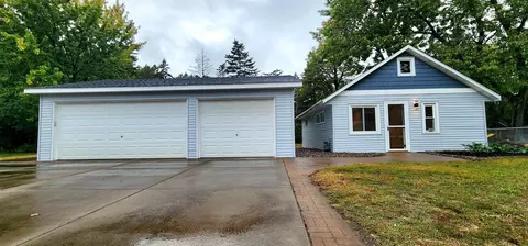 8620 Dupont Ave S, Bloomington, MN 55420