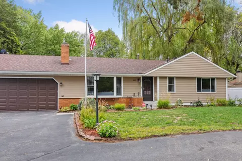 1665 E Old Shakopee Rd, Bloomington, MN 55425