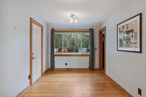 1665 E Old Shakopee Rd, Bloomington, MN 55425 photo 8