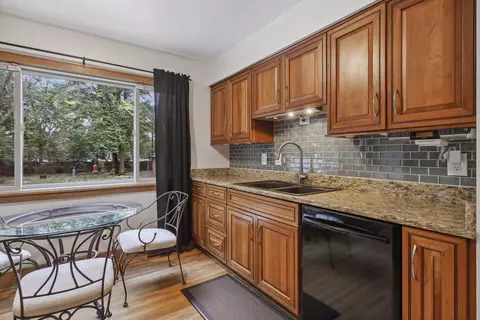 1665 E Old Shakopee Rd, Bloomington, MN 55425 photo 14