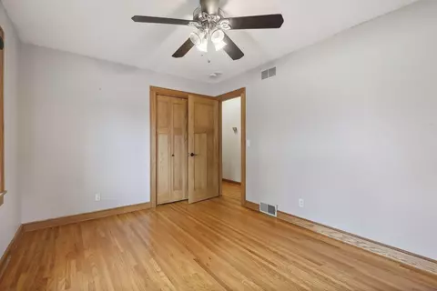 1665 E Old Shakopee Rd, Bloomington, MN 55425 photo 19