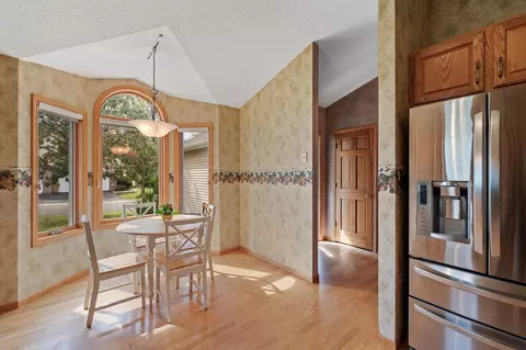 4449 Lakeshore Ter, Eagan, MN 55122 photo 13