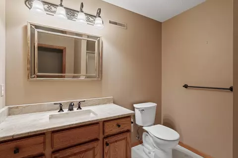 4449 Lakeshore Ter, Eagan, MN 55122 photo 28