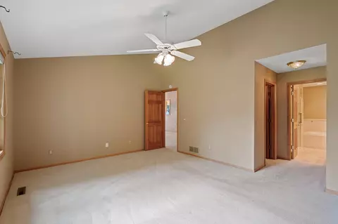 4449 Lakeshore Ter, Eagan, MN 55122 photo 22