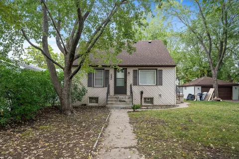 5423 4th St NE, Fridley, MN 55421