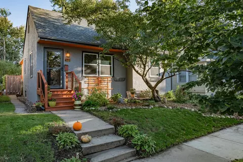 891 Watson Ave, Saint Paul, MN 55102