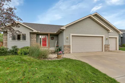 1029 Cory Ln, Saint Cloud, MN 56303