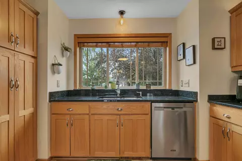 1029 Cory Ln, Saint Cloud, MN 56303 photo 11