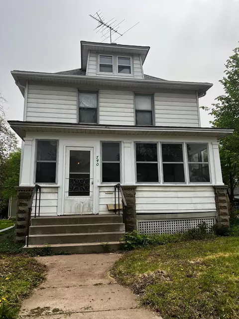 740 Smith Ave S, Saint Paul, MN 55107