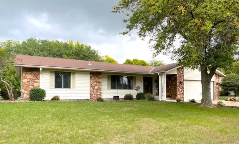 1314 Martin Rd, Albert Lea, MN 56007
