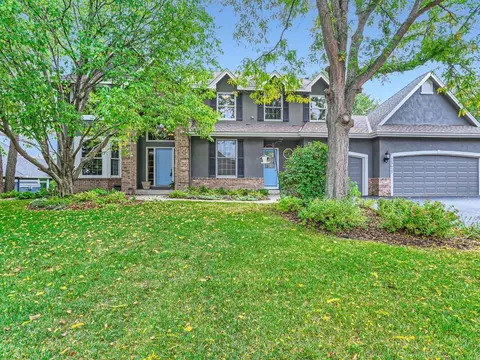 15417 Stanburry Curv, Eden Prairie, MN 55347